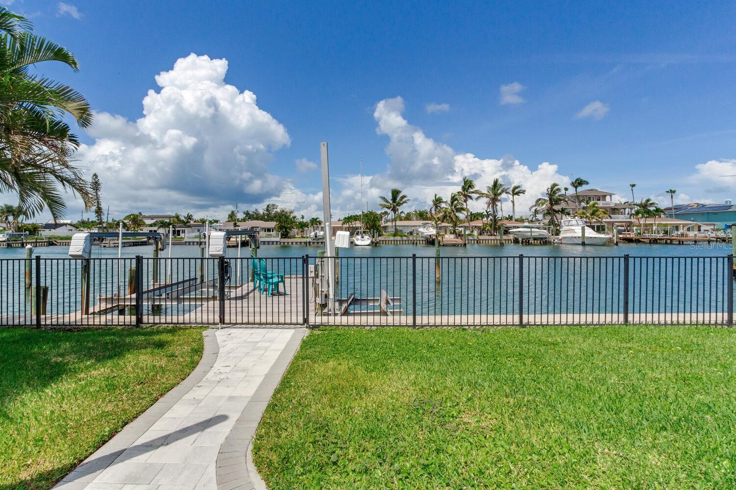 Direct/Immediate boating access to John's Pass and Gulf of America