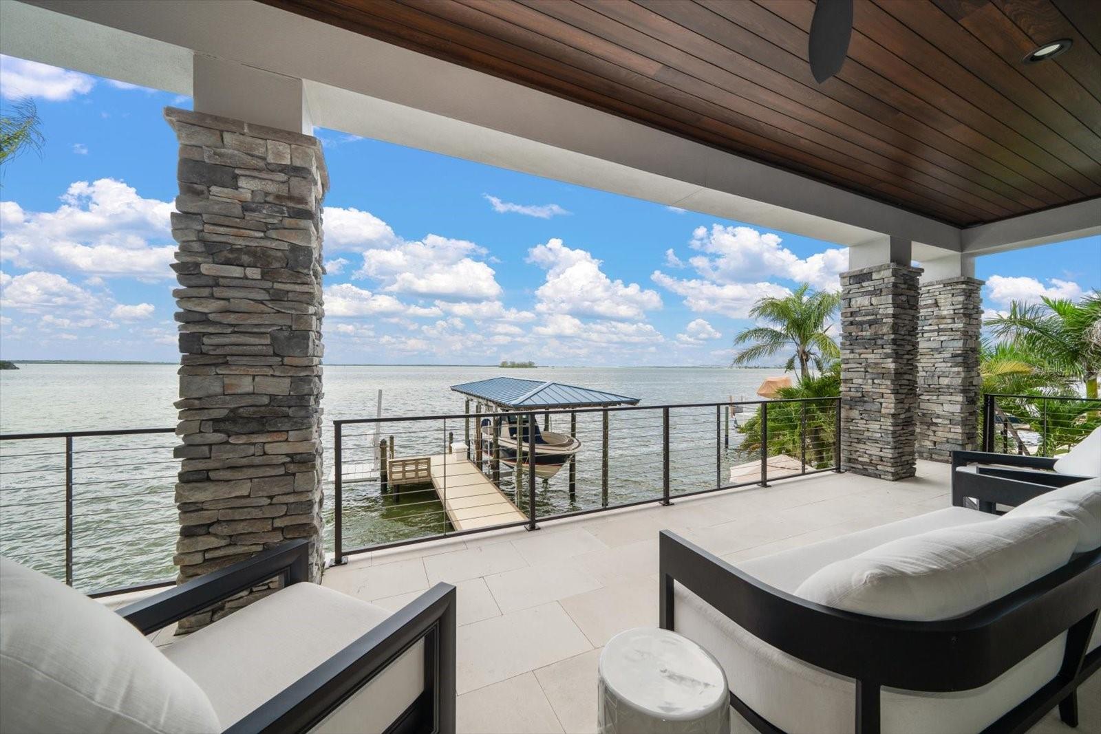 Hop on your boat and cruise to Gulf waters in minutes!
