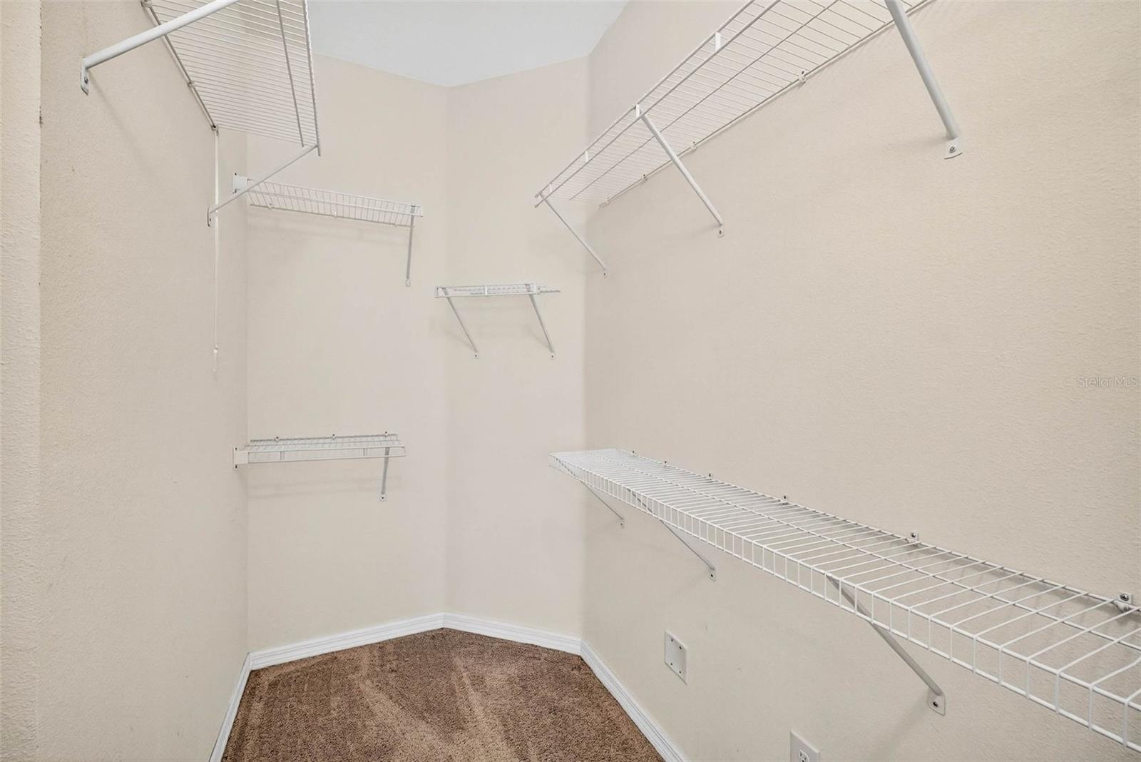Walk in closet