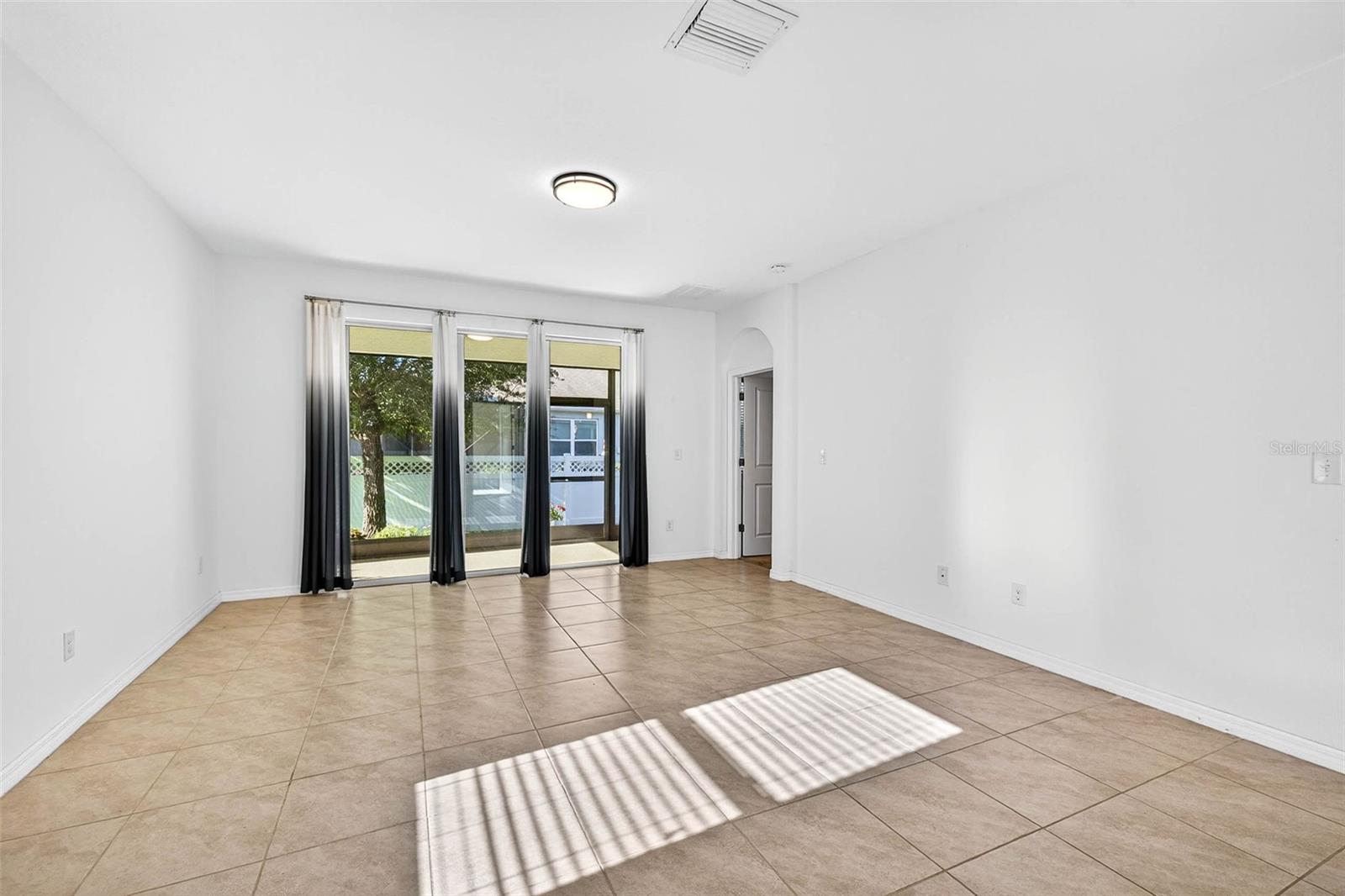 Bright and open, this Siesta floor plan gives you flexibility to make this space custom to your needs.