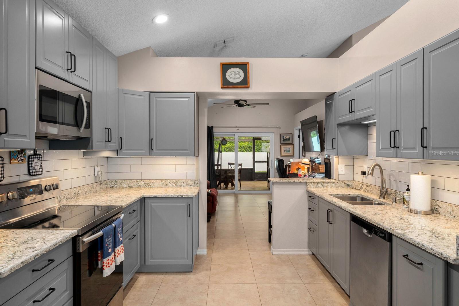 NEW KITCHEN