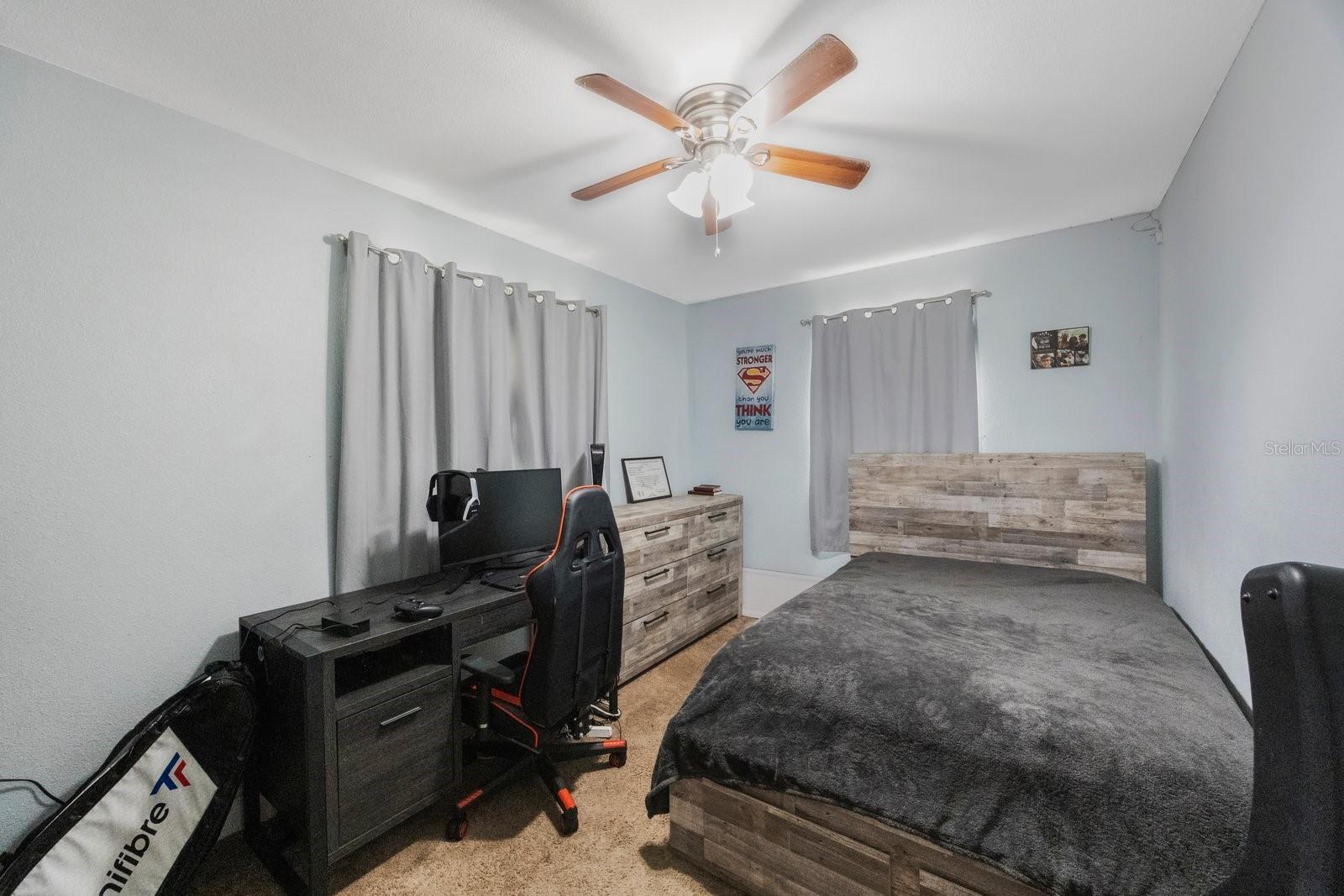2nd bedroom