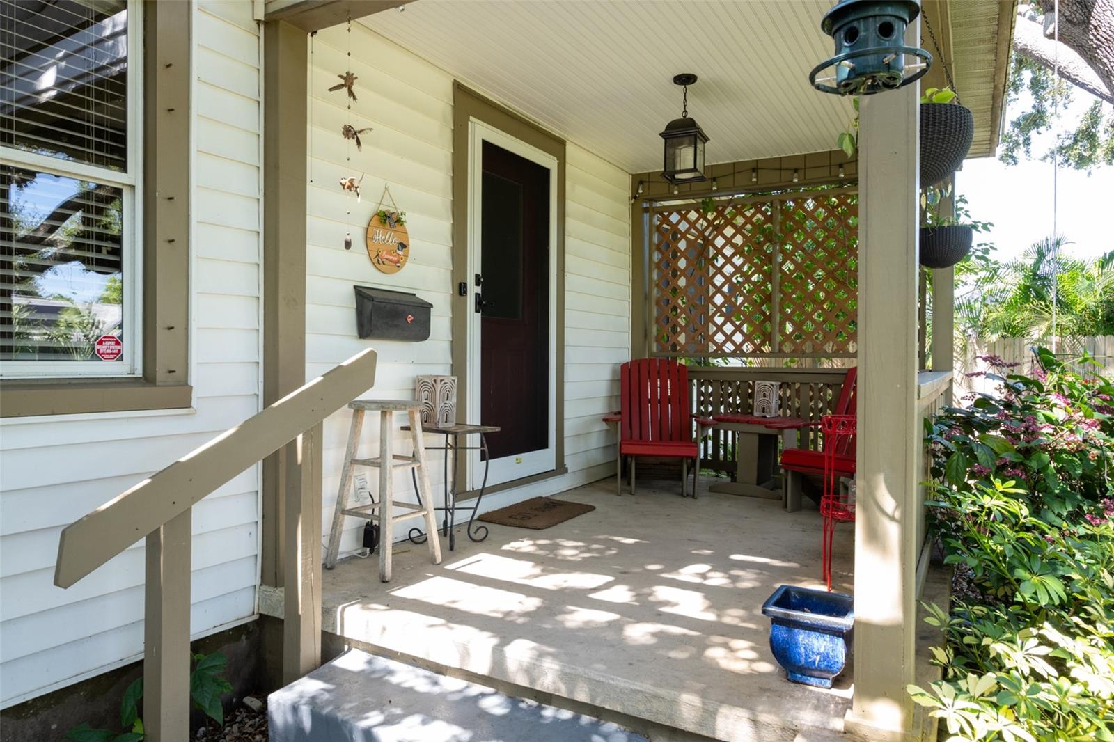 Front Entrance porch