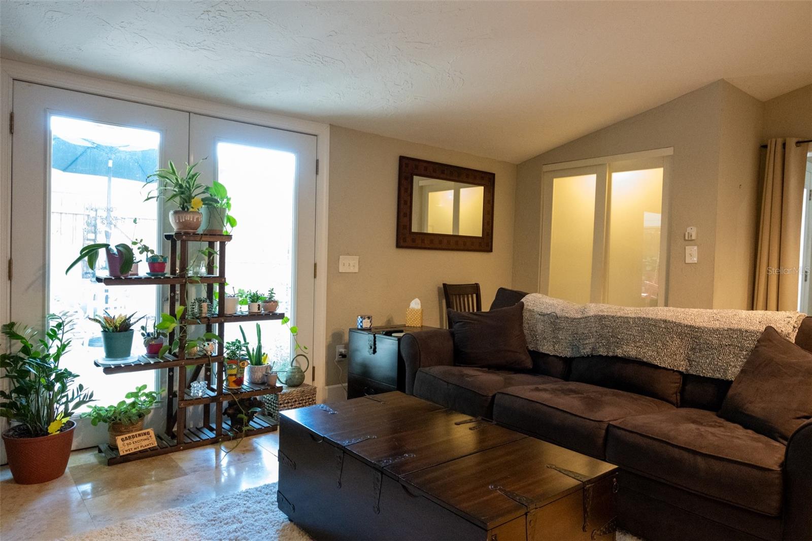 master bedroom/ office/ bonus room