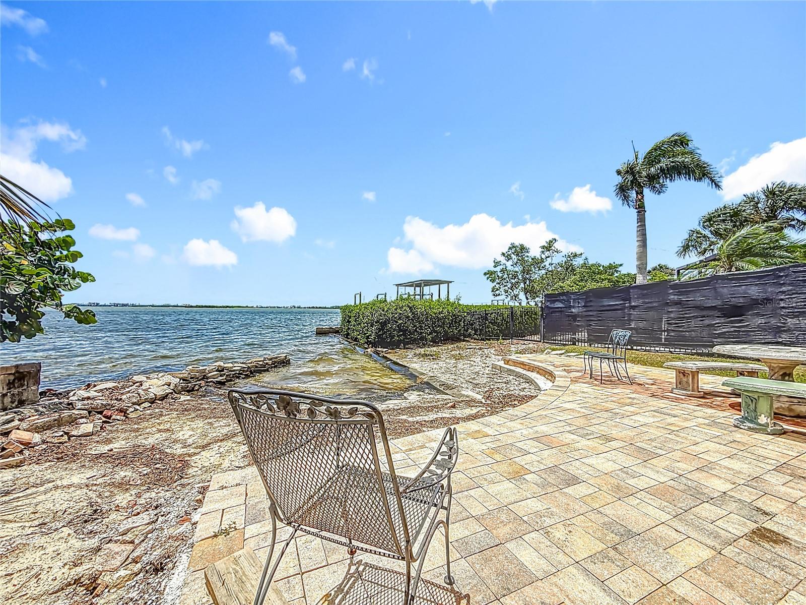 Deeded access to Jungle Shores #6 park/beach to Boca Ciega Bay