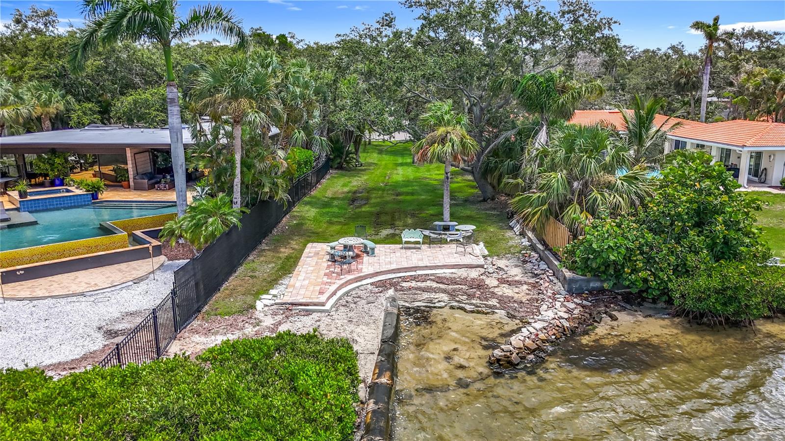 Deeded access to Jungle Shores #6 park/beach