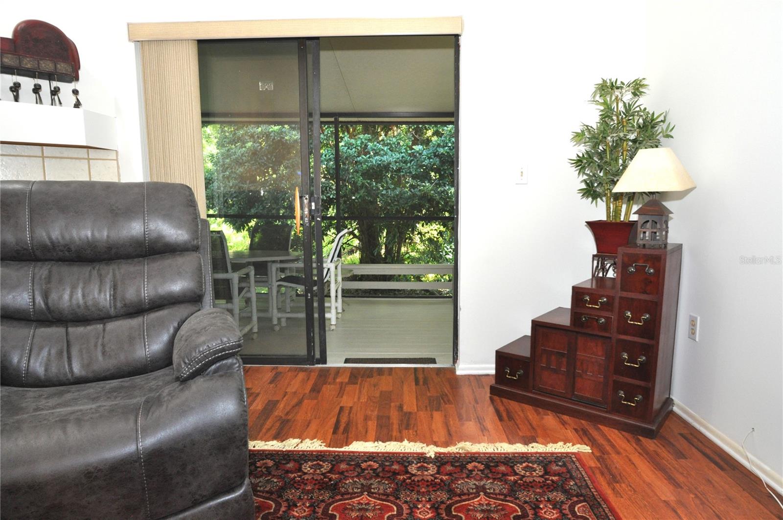 Living room to deck