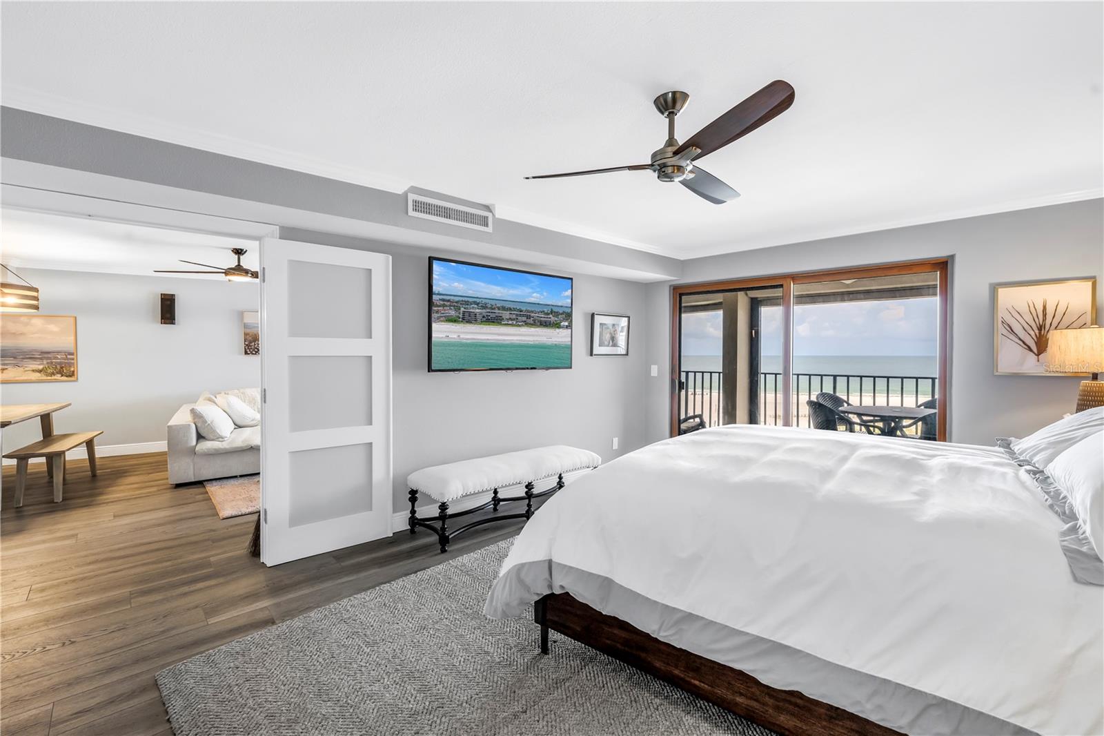 Wake up to beautiful beach and Gulf views