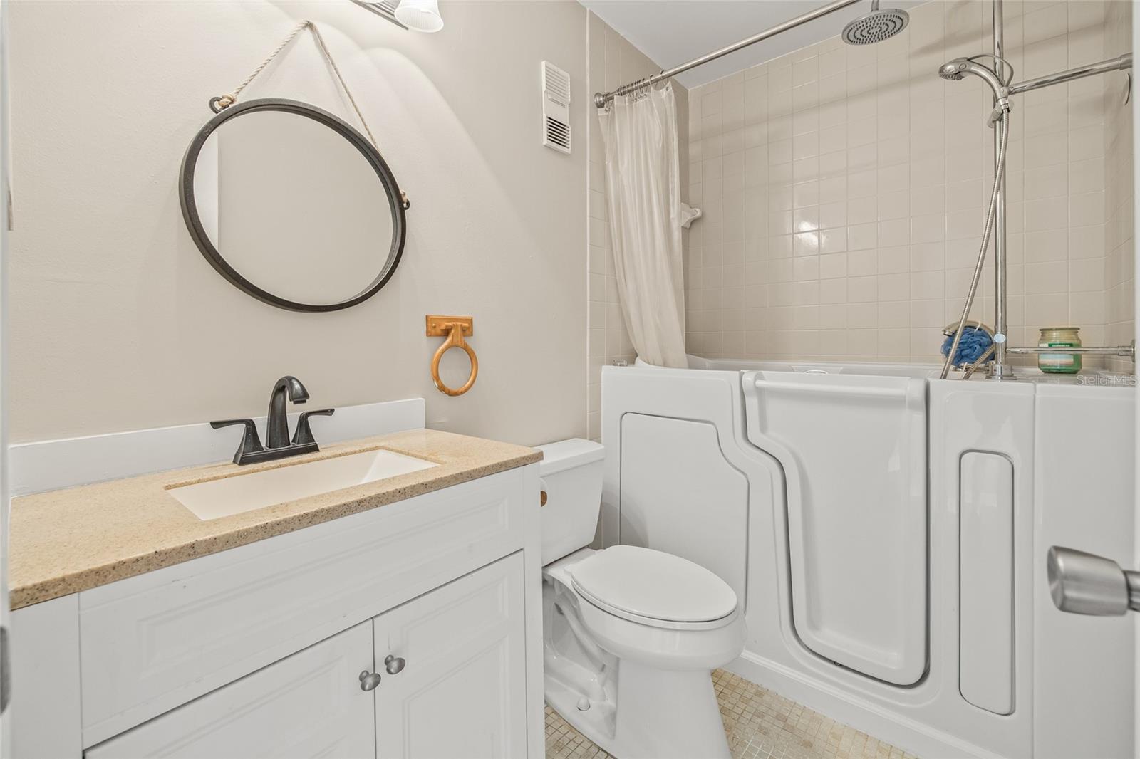 Upgraded walk in tub