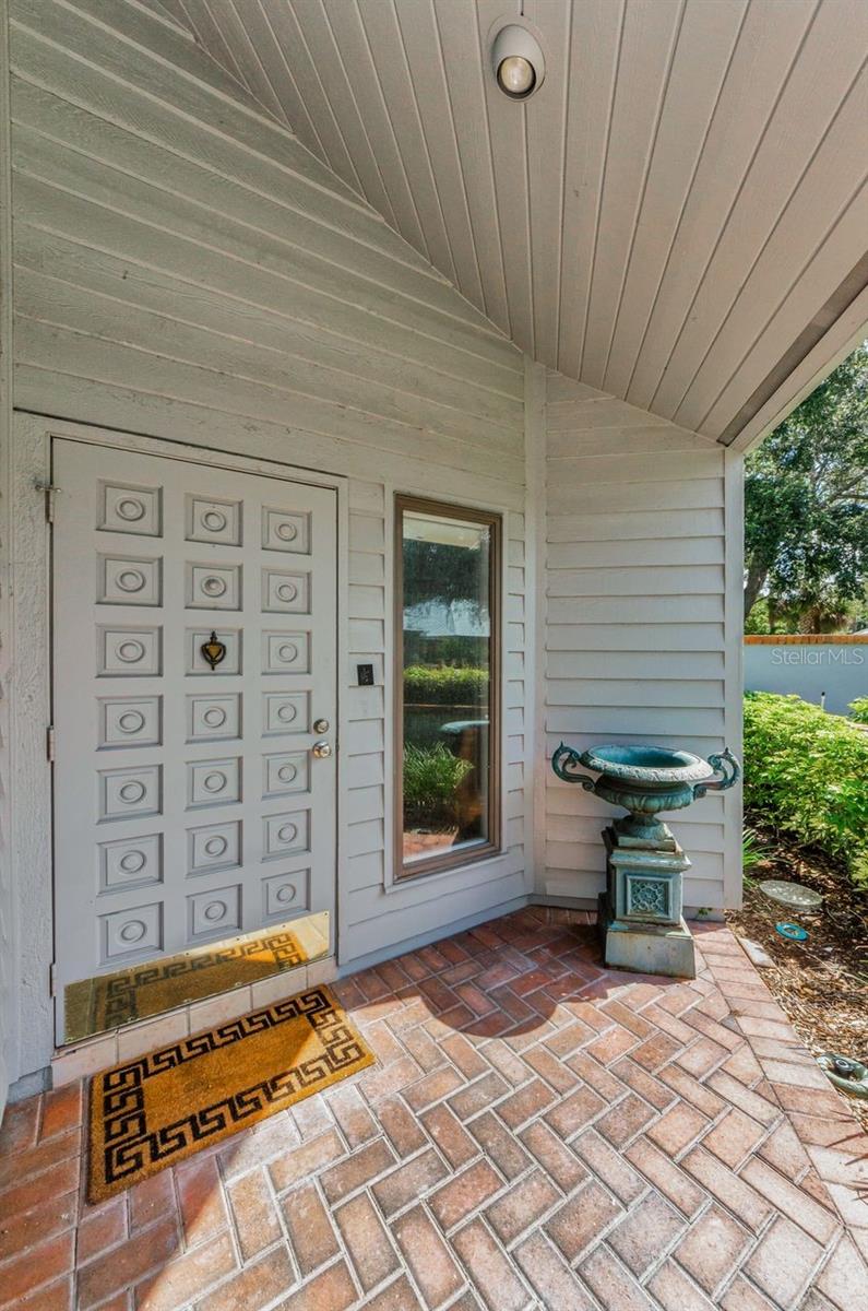 Lovely entrance to your new home!