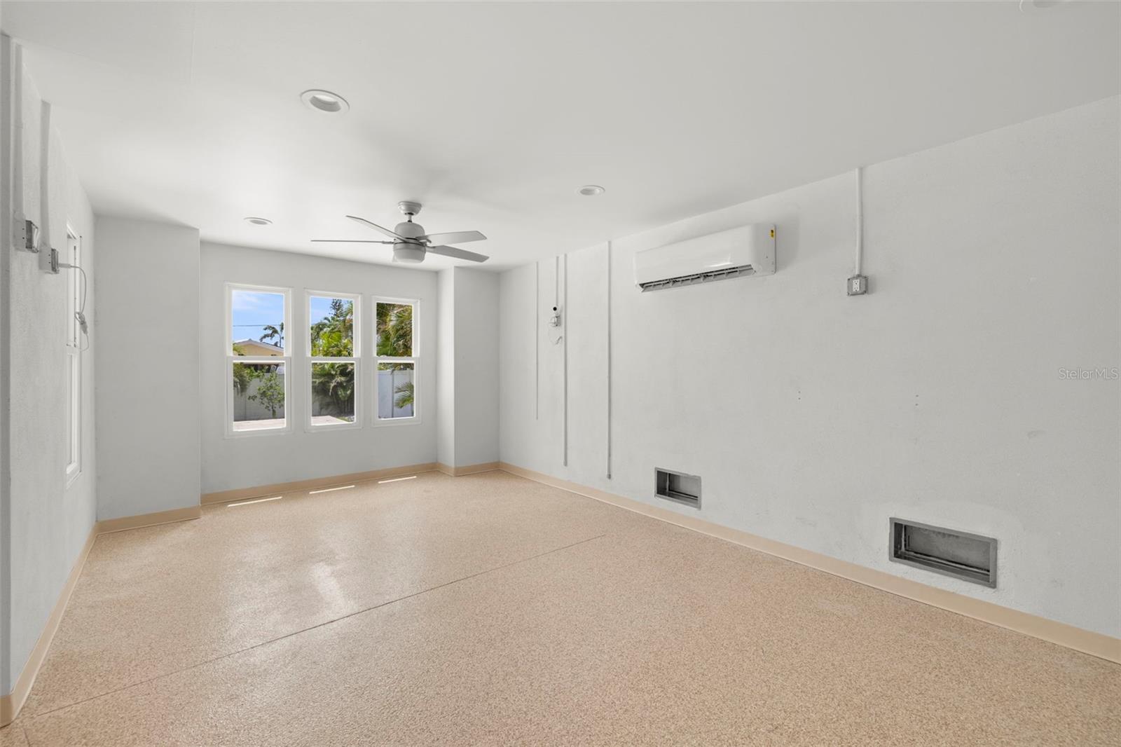 Garage a/c and storage room
