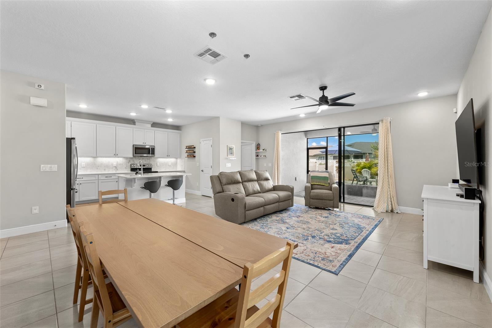 Open Concept Living!