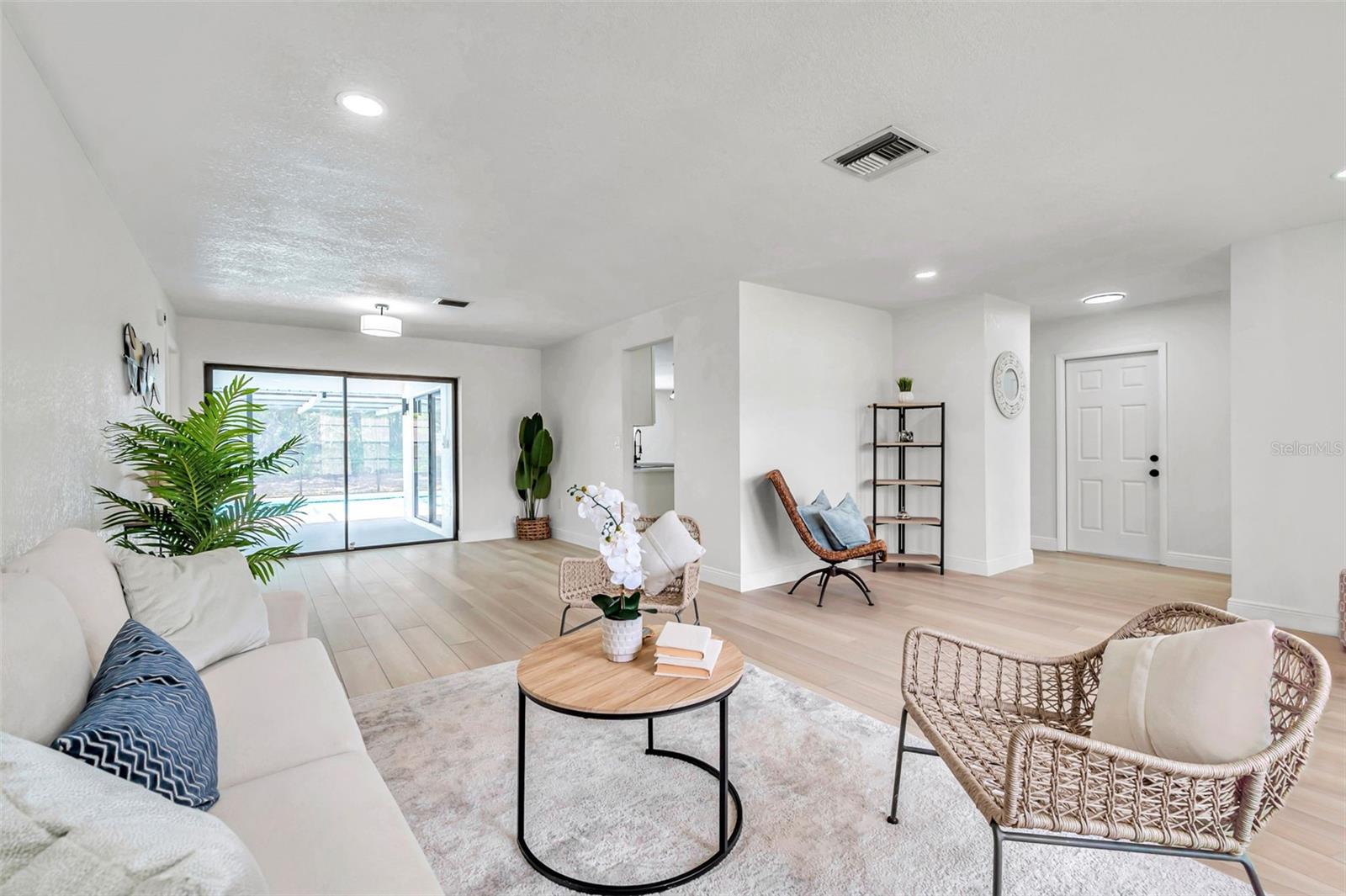 living room dining room