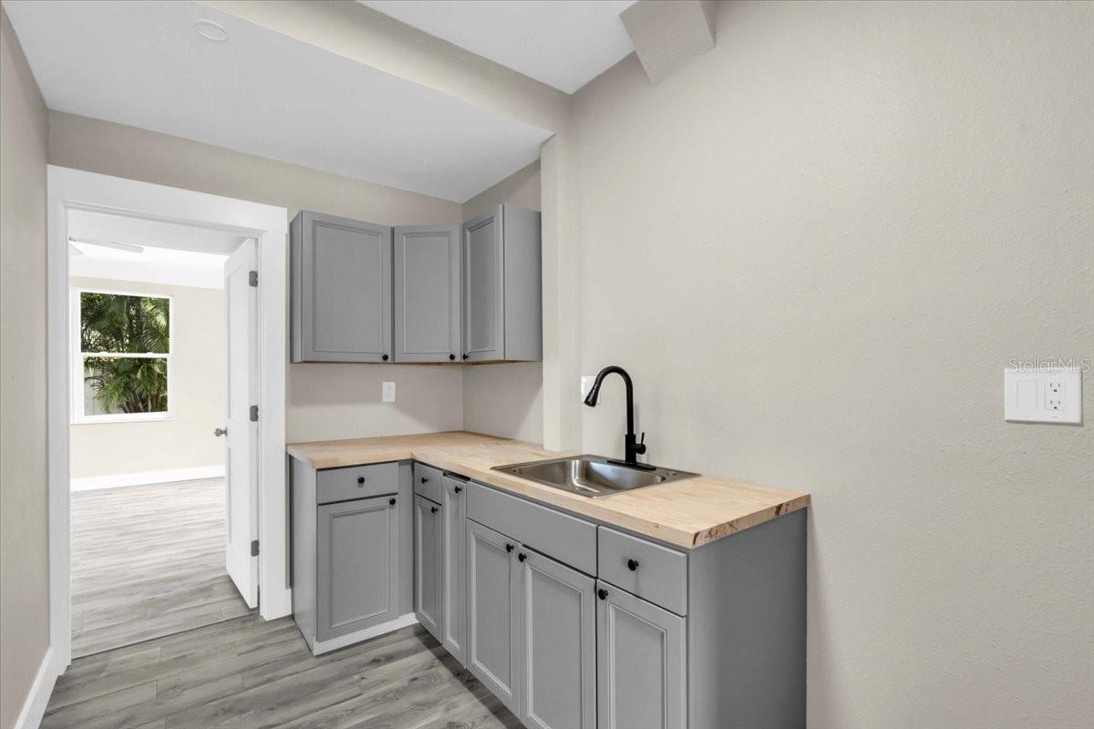 Kitchenette