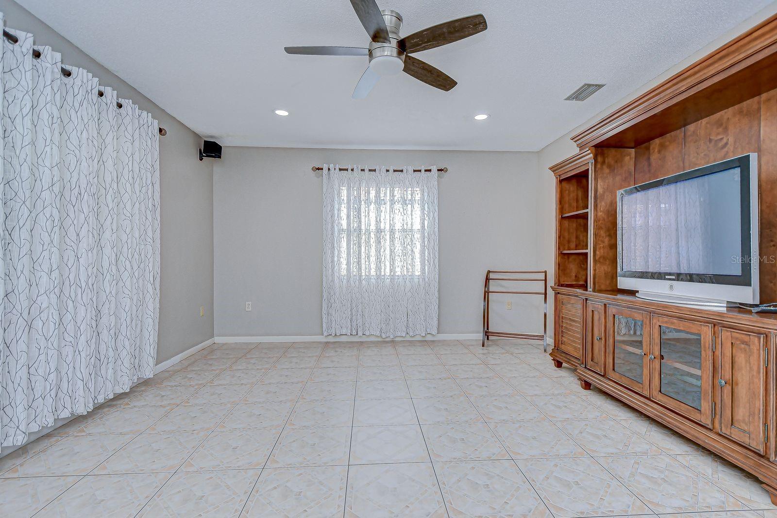 Floride Room