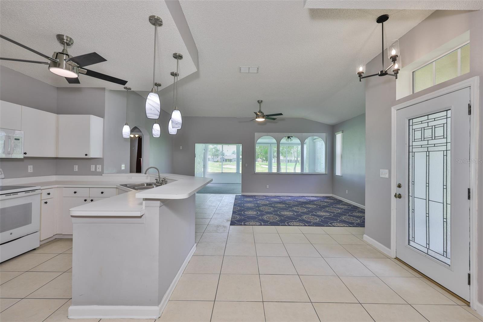 Open Kitchen / Living area.