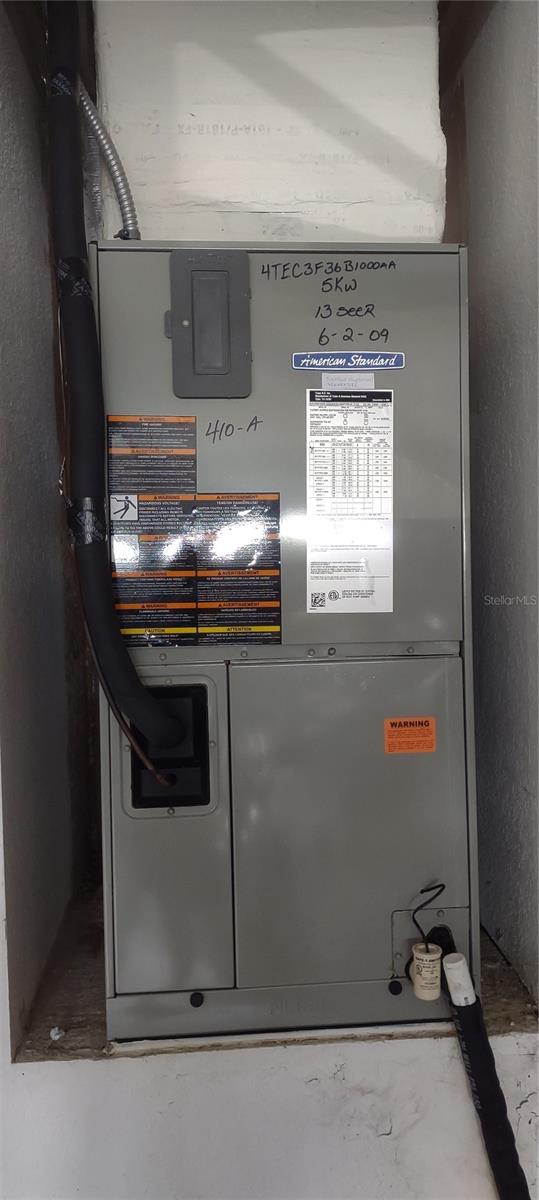 TB8408549