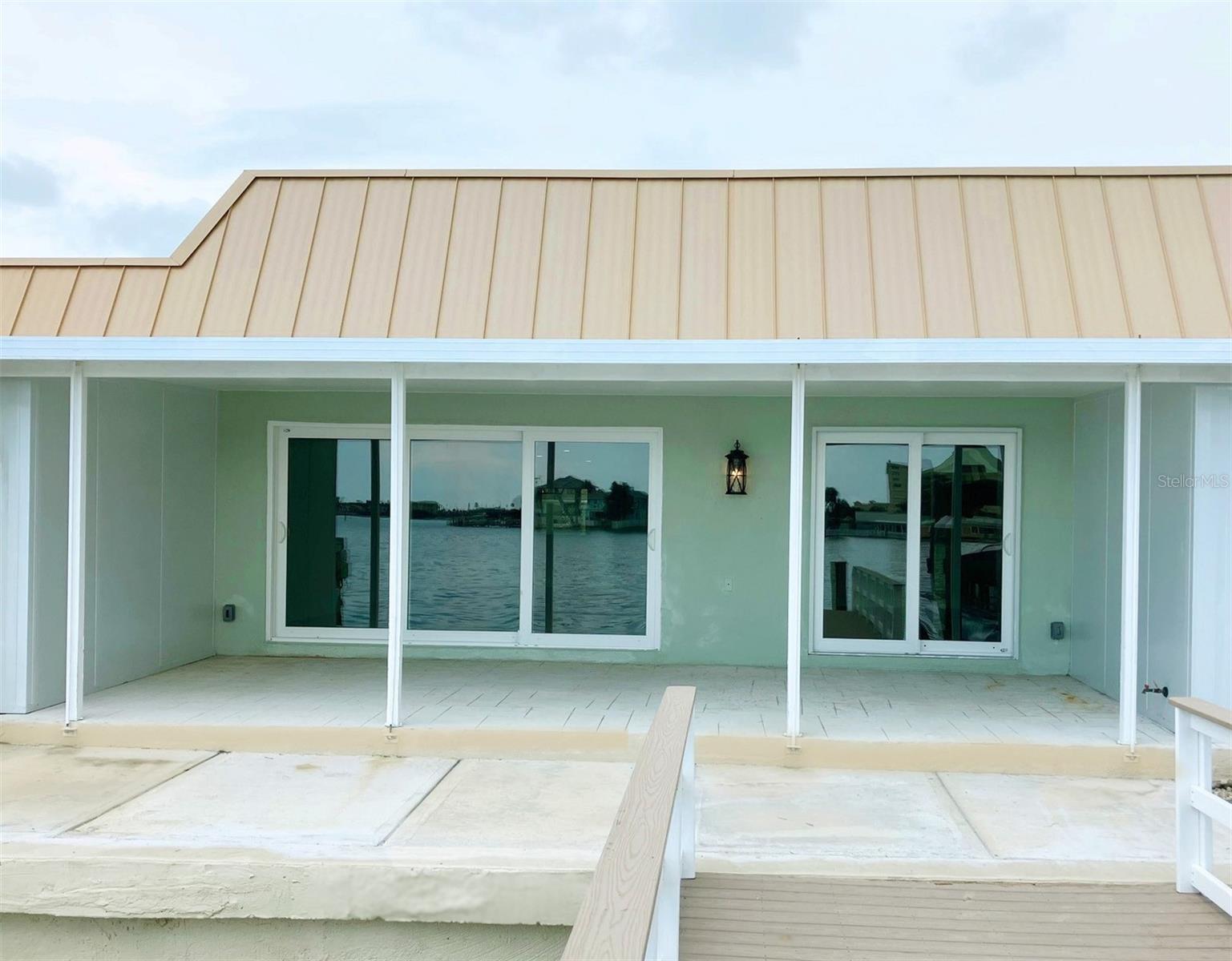 Lani _ Rear Exterior