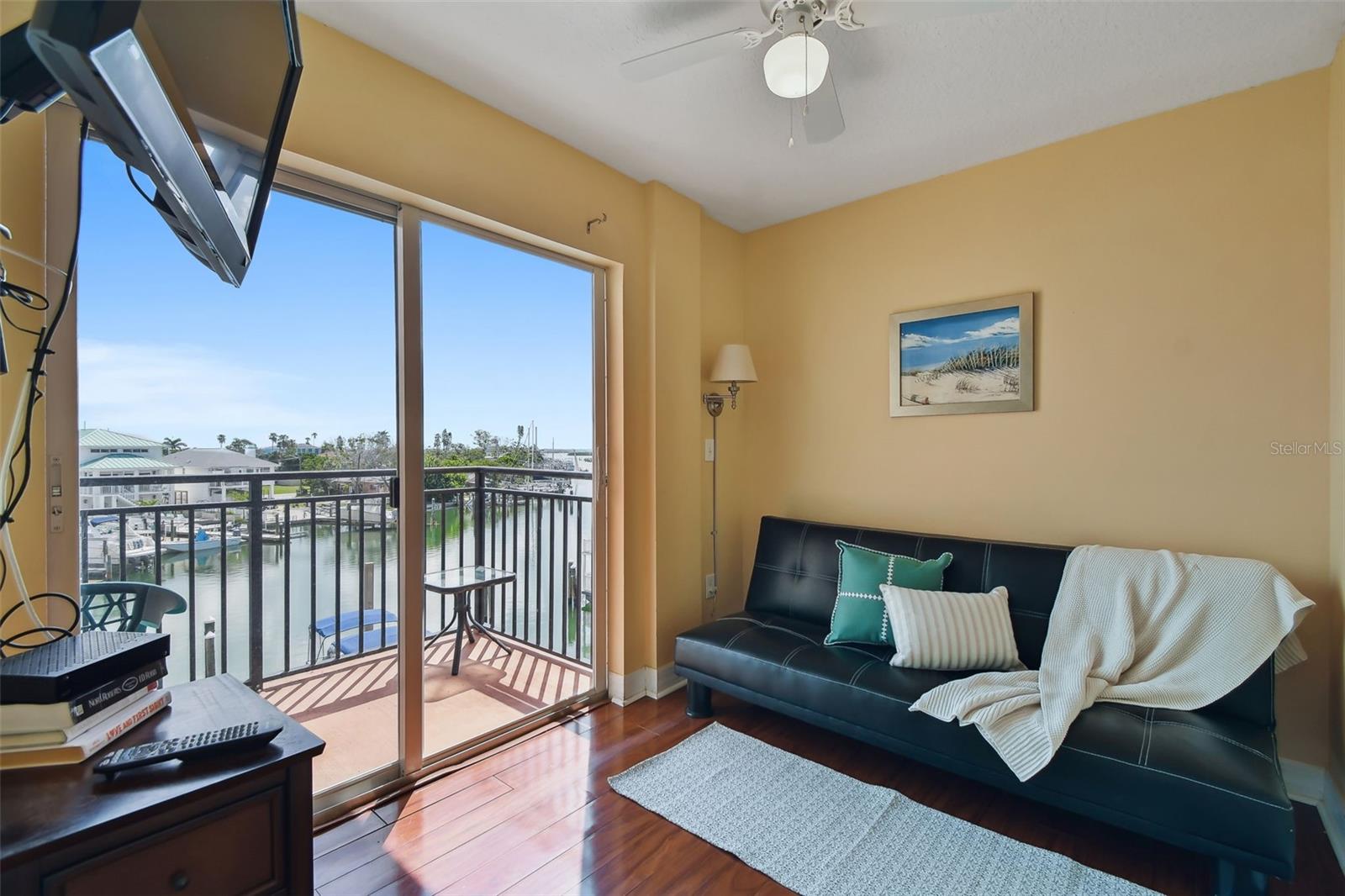 2ND BEDROOM WITH WATERVIEW