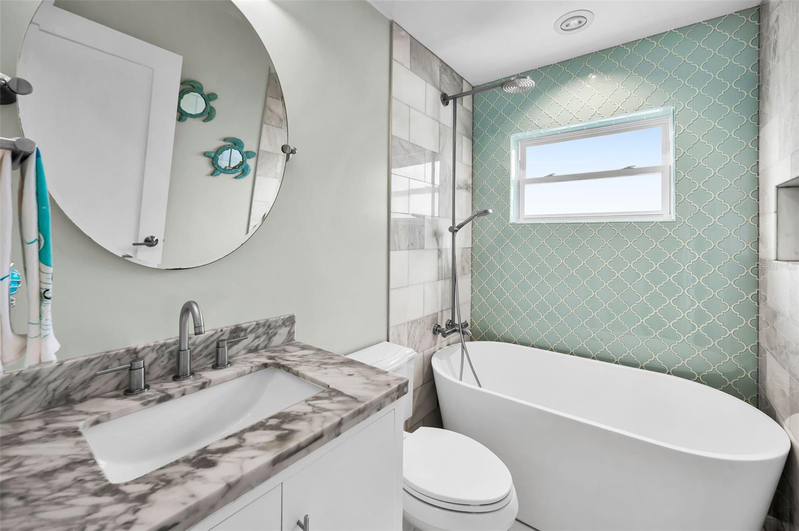 Full Bathroom #3
