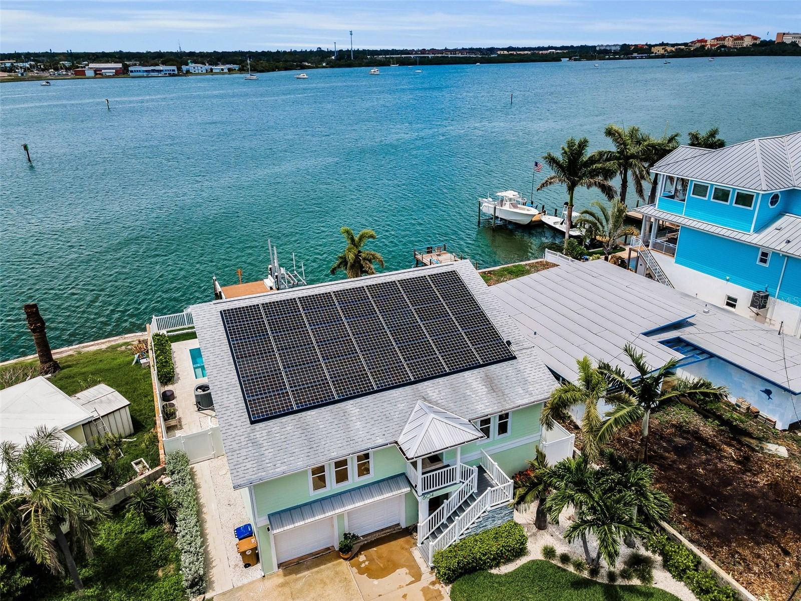 Tesla Solar Panels for efficient, low cost living!