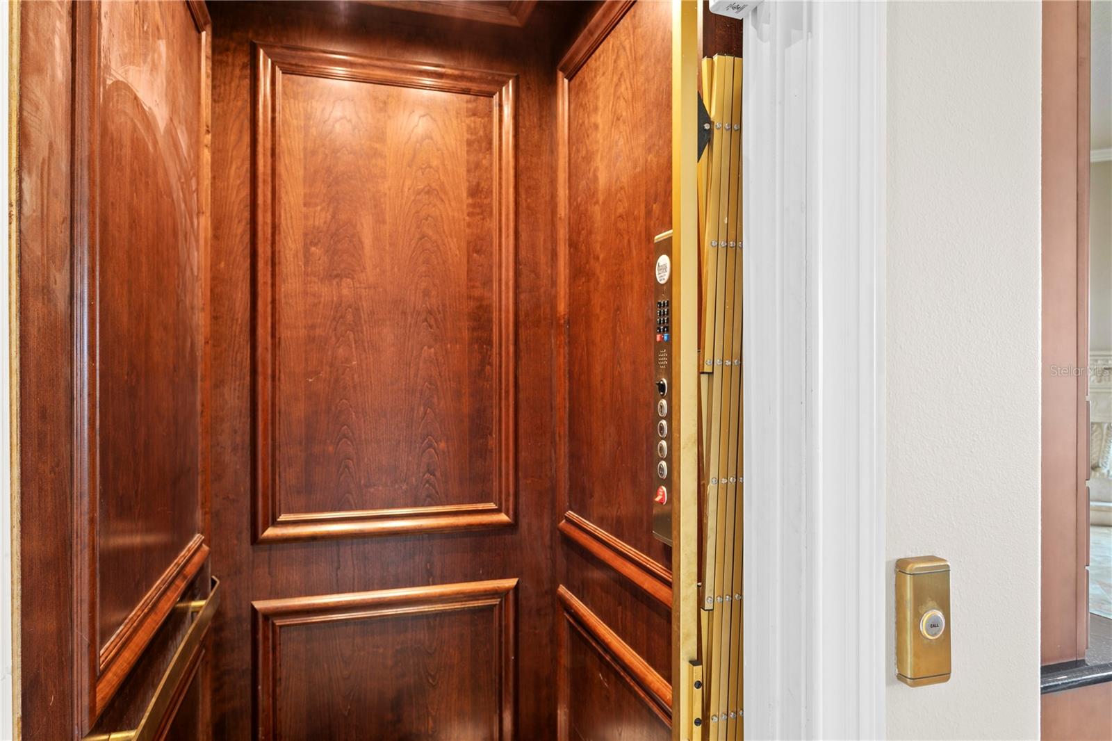 Elevator