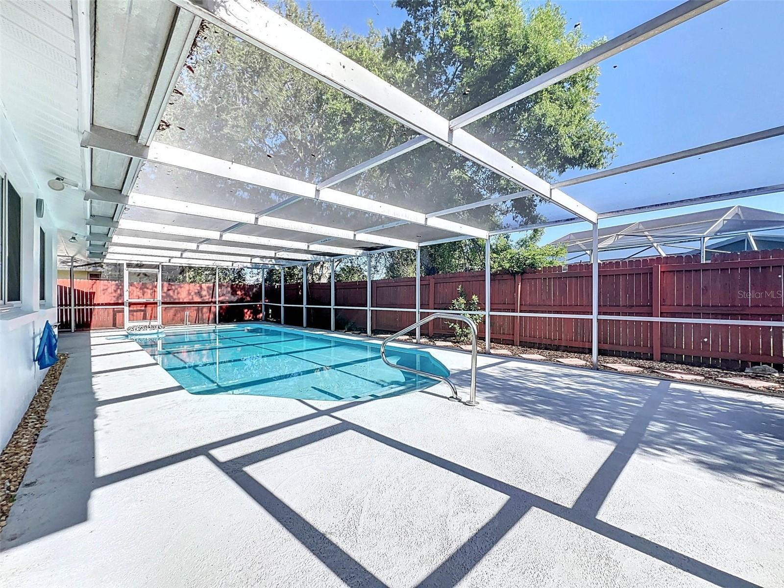 Screened in Pool