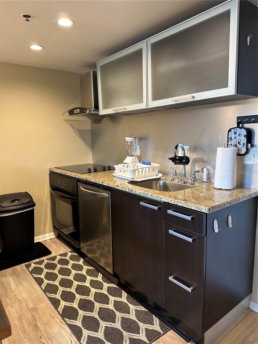 Kitchen sink area