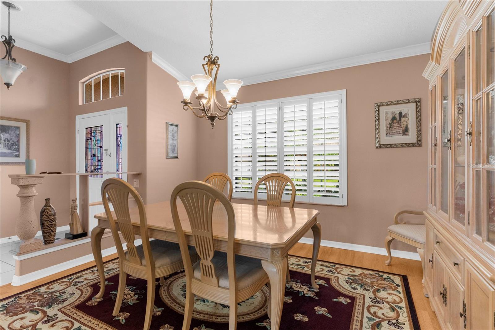 dining next to entryway