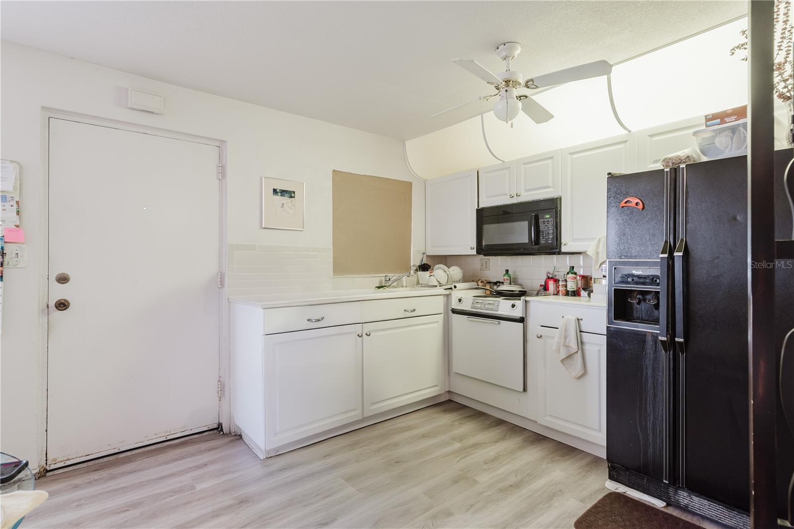 Kitchen/Virtually Enchanced