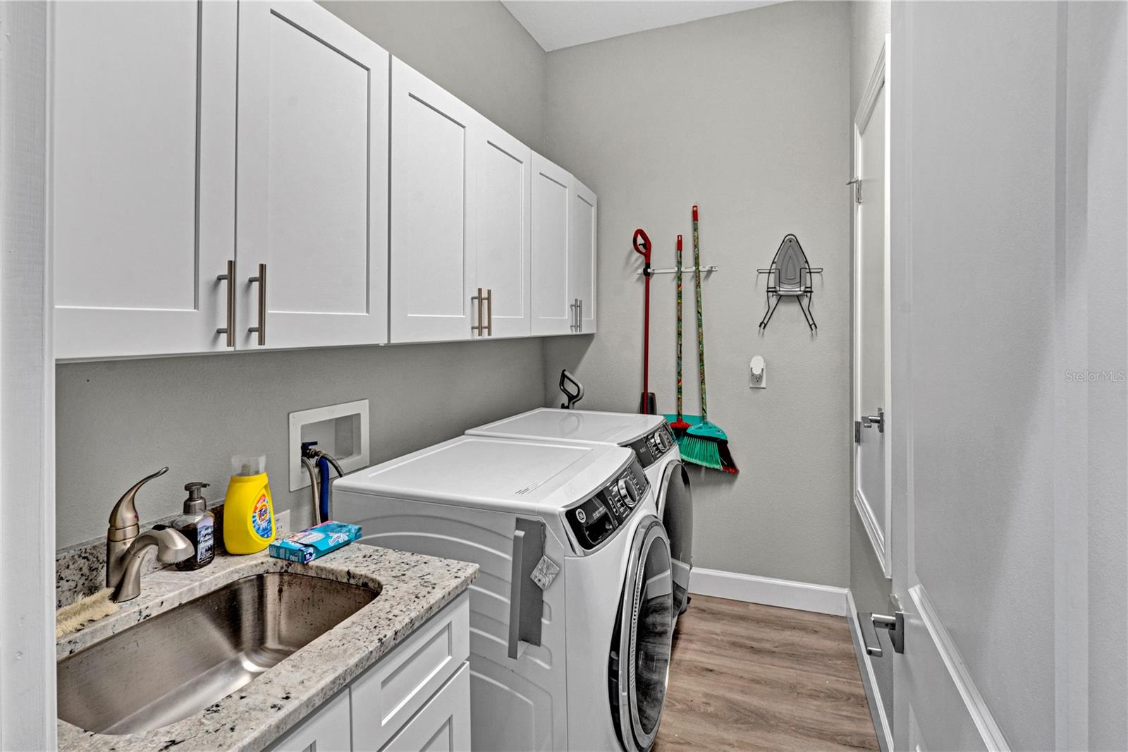 Upstairs laundry, washer and dryer included.
