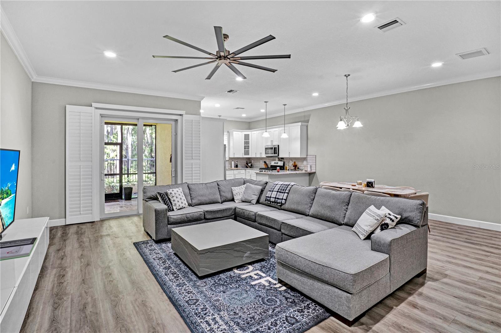 Large open floorpan with walk-out screened in porch.