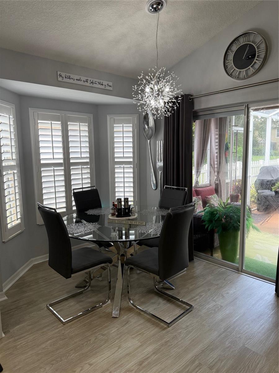 Kitchen Dinette