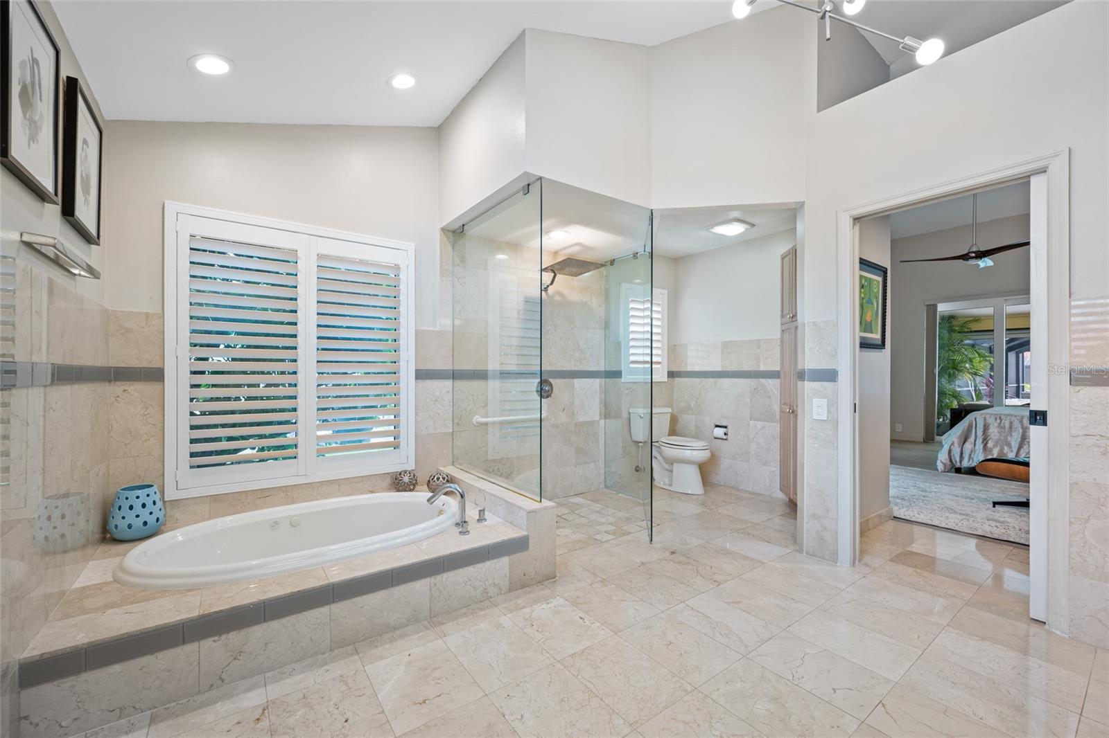Owners bathroom