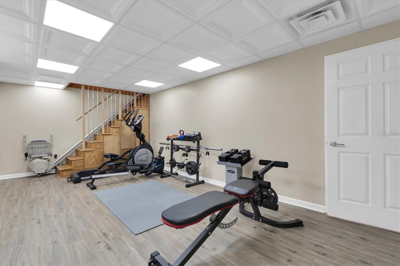 1st floor flex space
