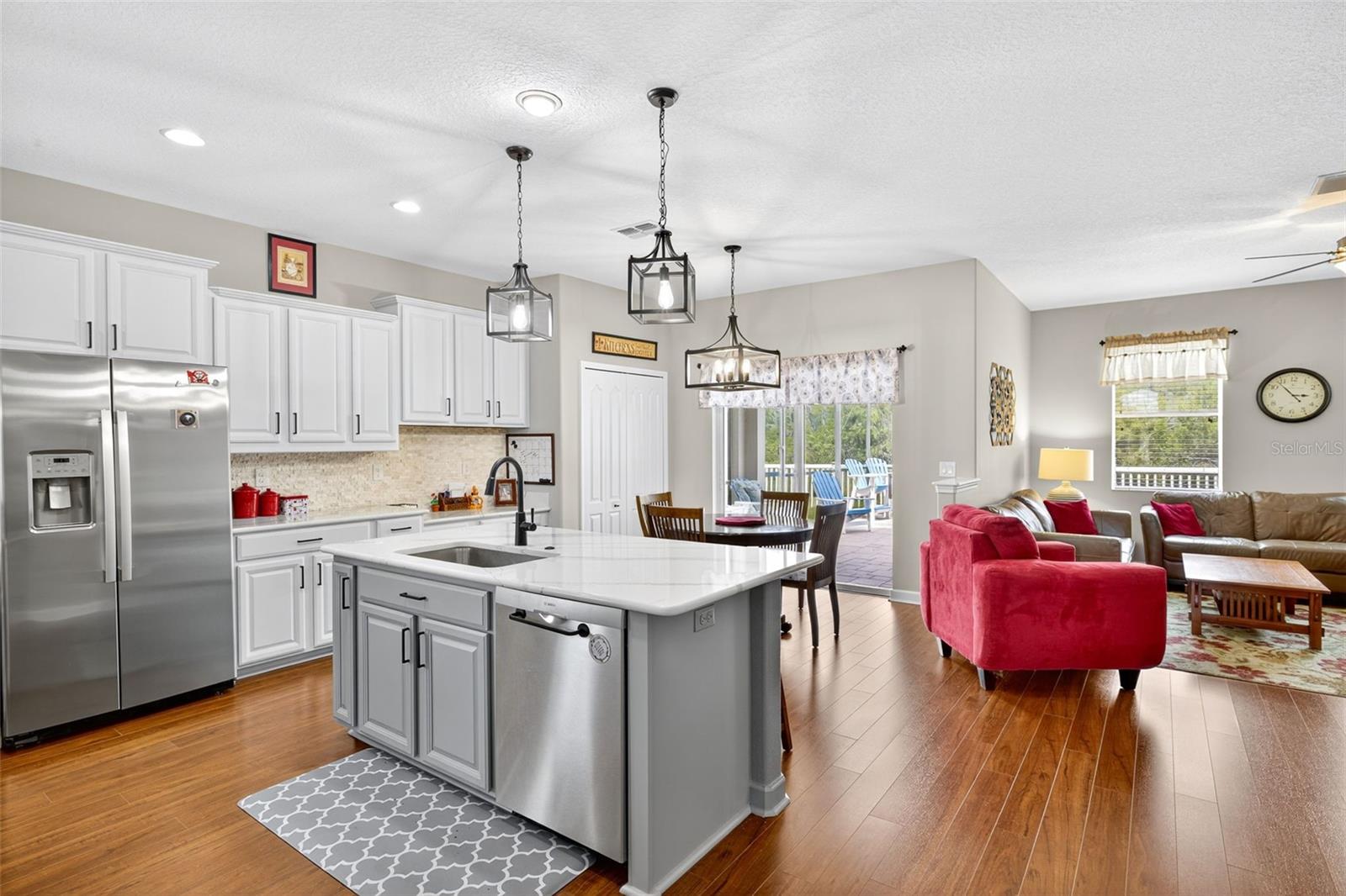 wide open space for entertaining