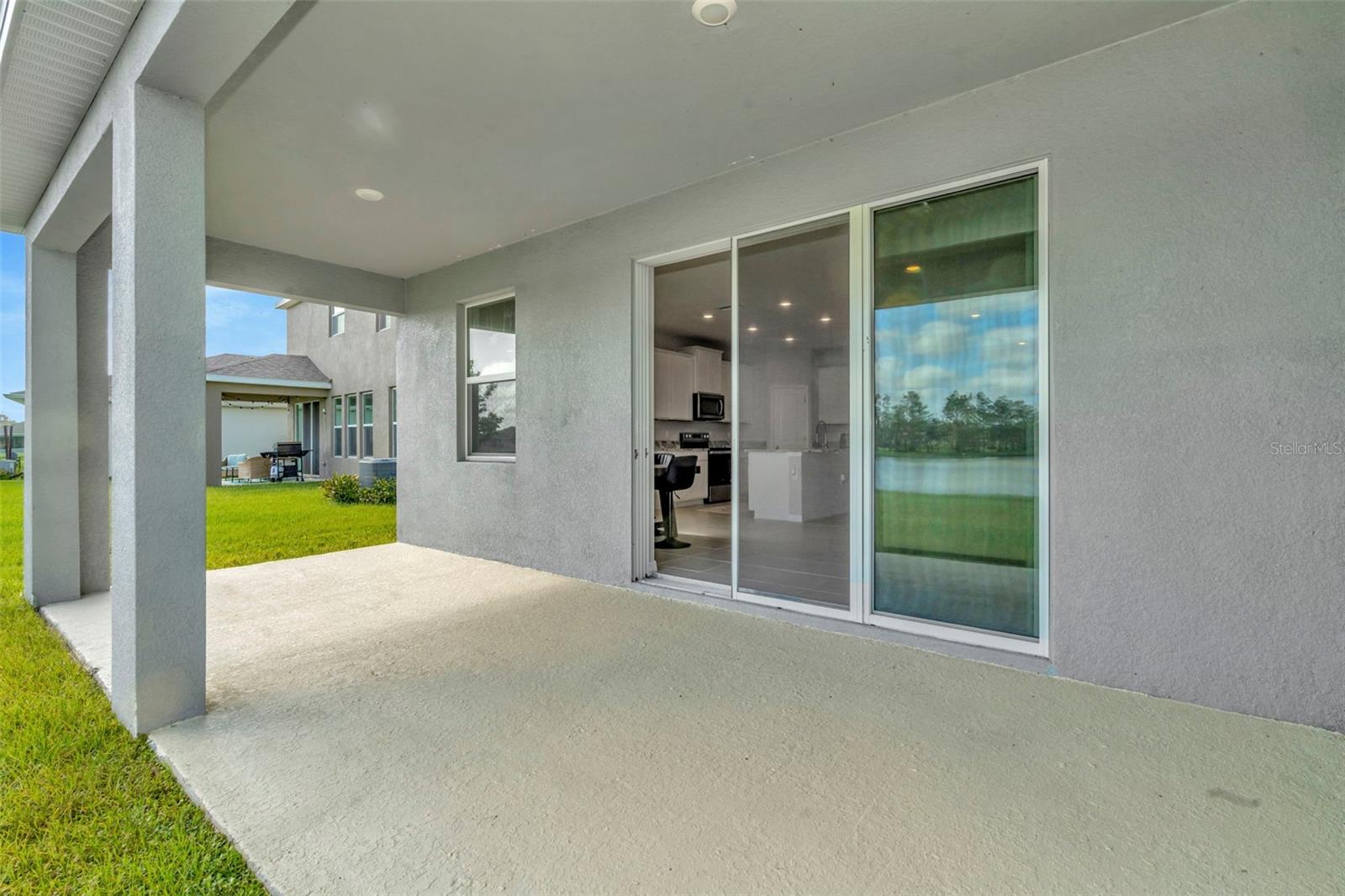 Your private lanai