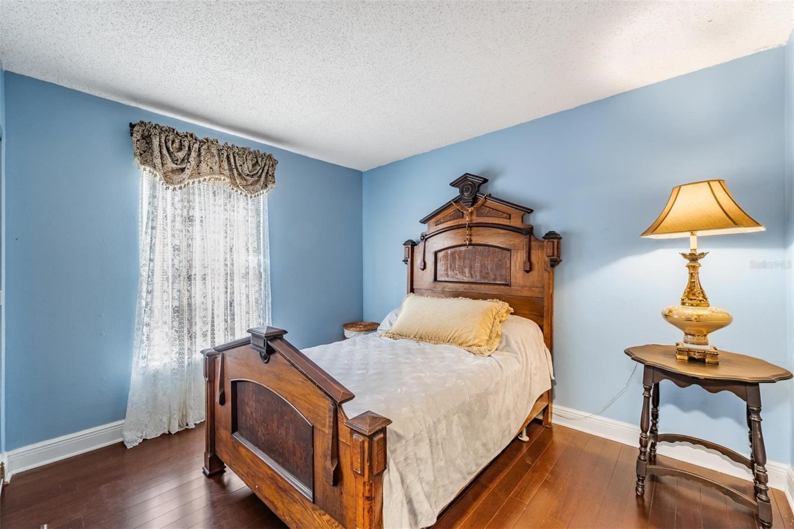 Second Room