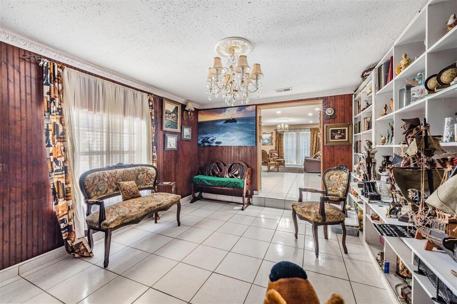 Lounge Room