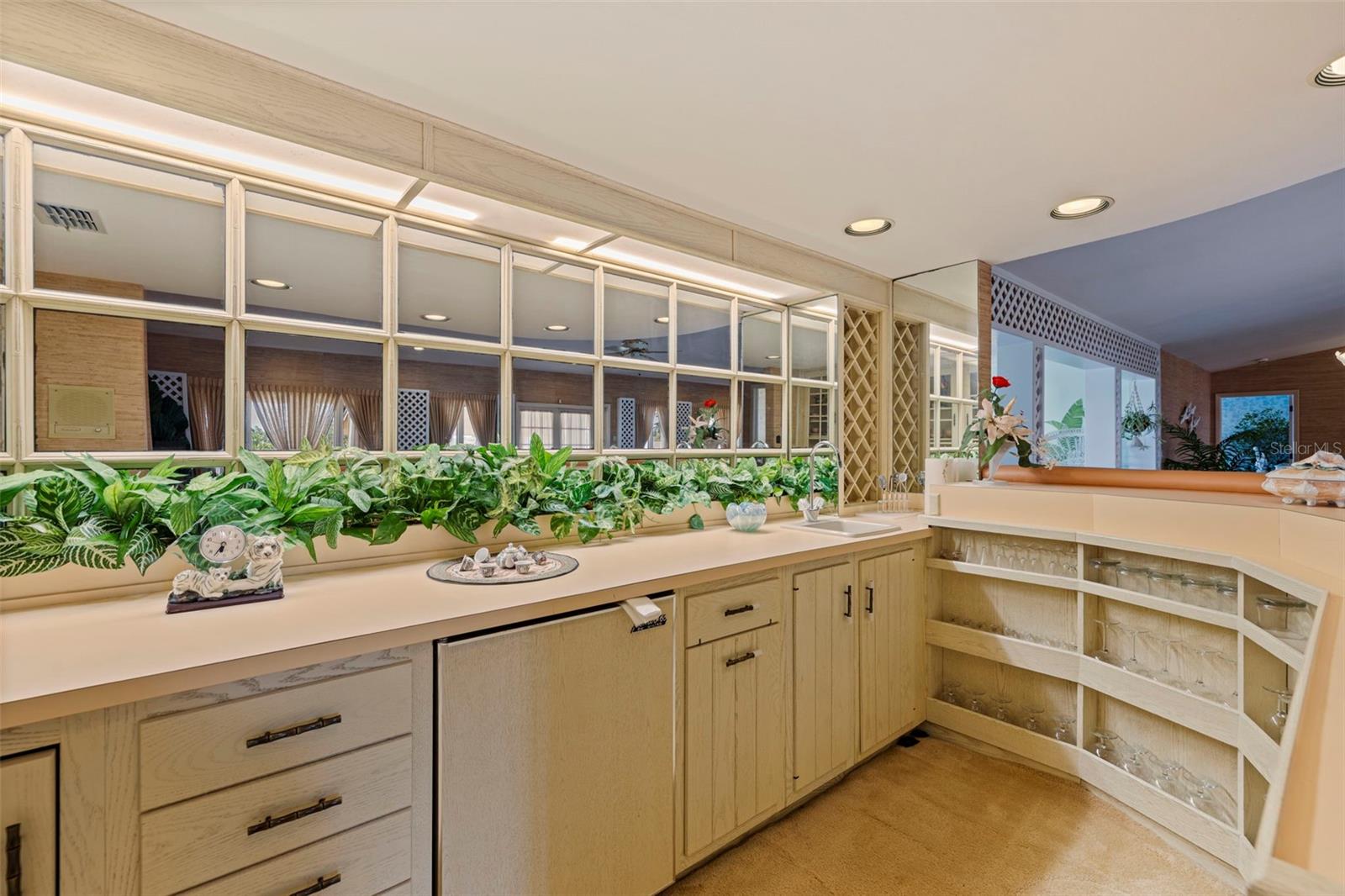 Upstairs wet bar