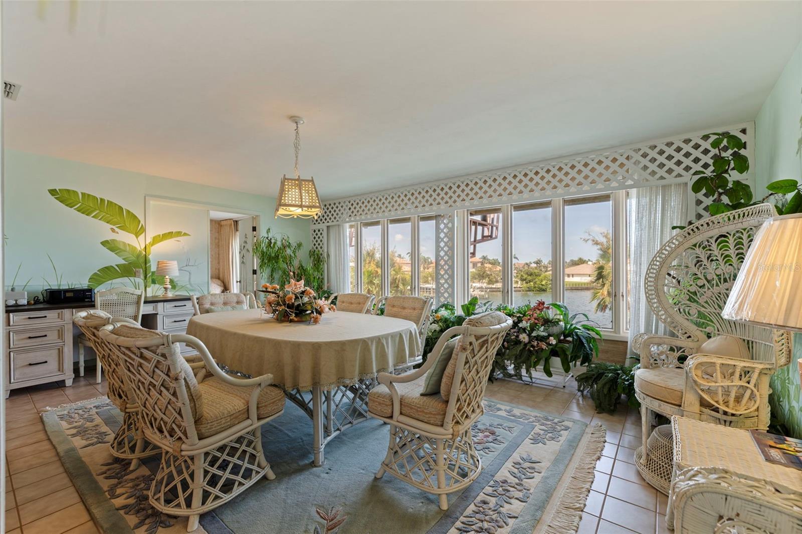 dining area/garden room/tea room