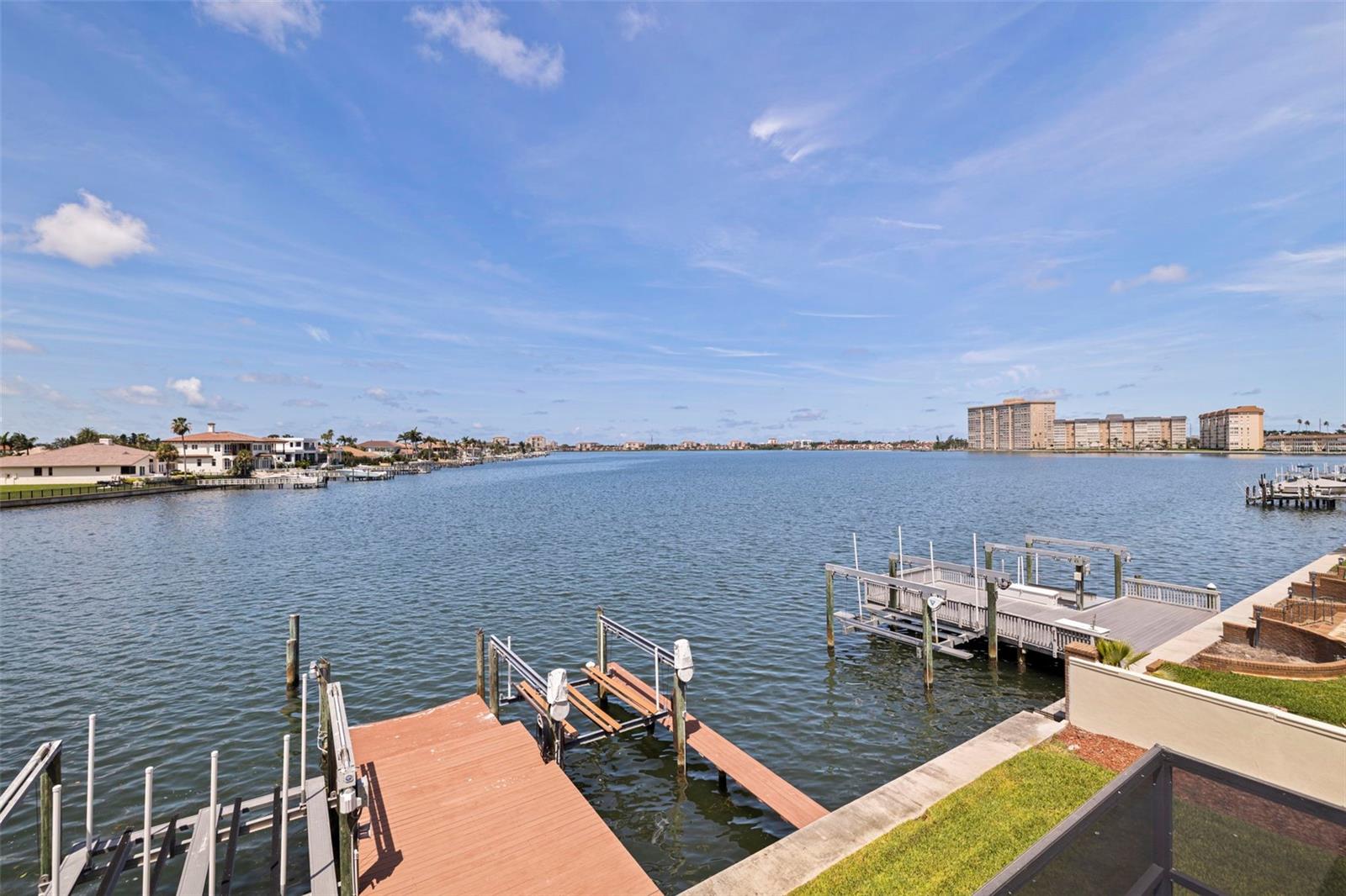 Dock with boat lifts where you can take your boat to "big water"