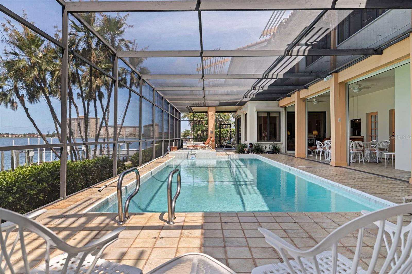 Swimming Pool - Deck/Patio