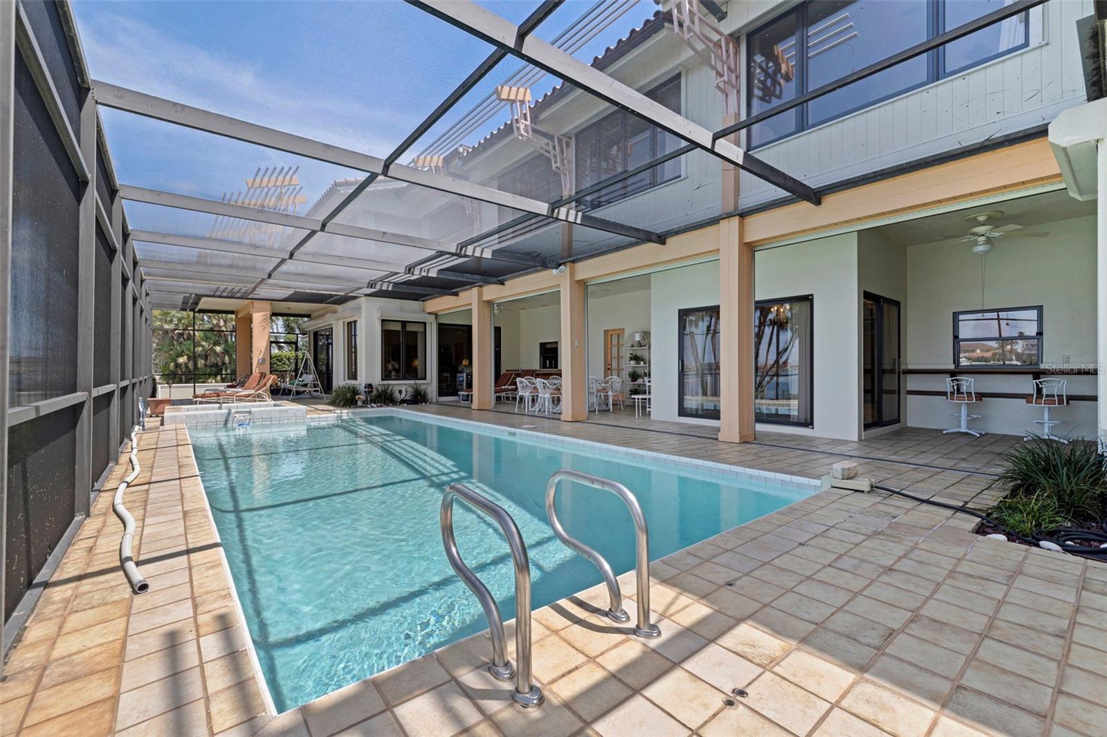 Swimming Pool - Deck/Patio