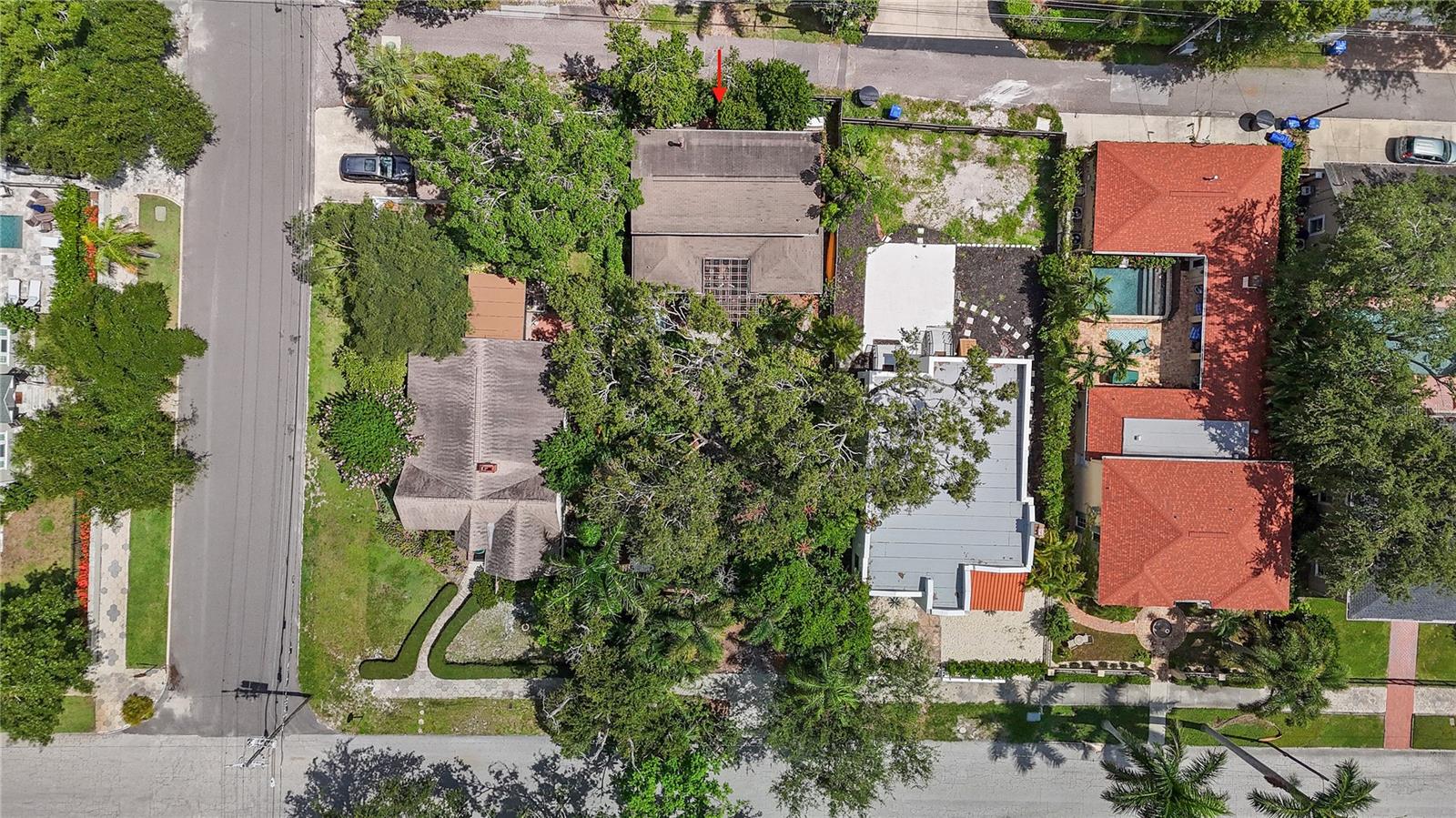 one block from Coffee Pot, 2 boat ramps and 4 parks