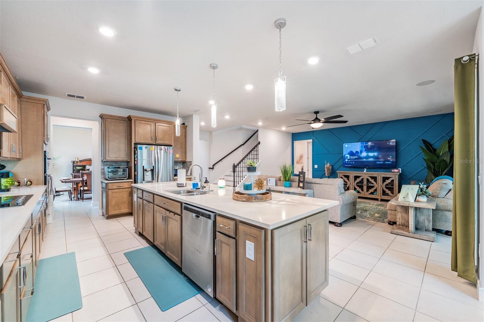 kitchen/living combo