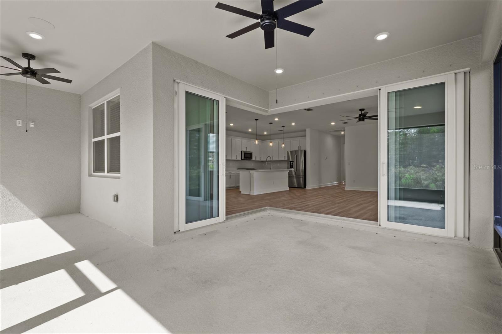 lanai - fully screened in with unbelievable views