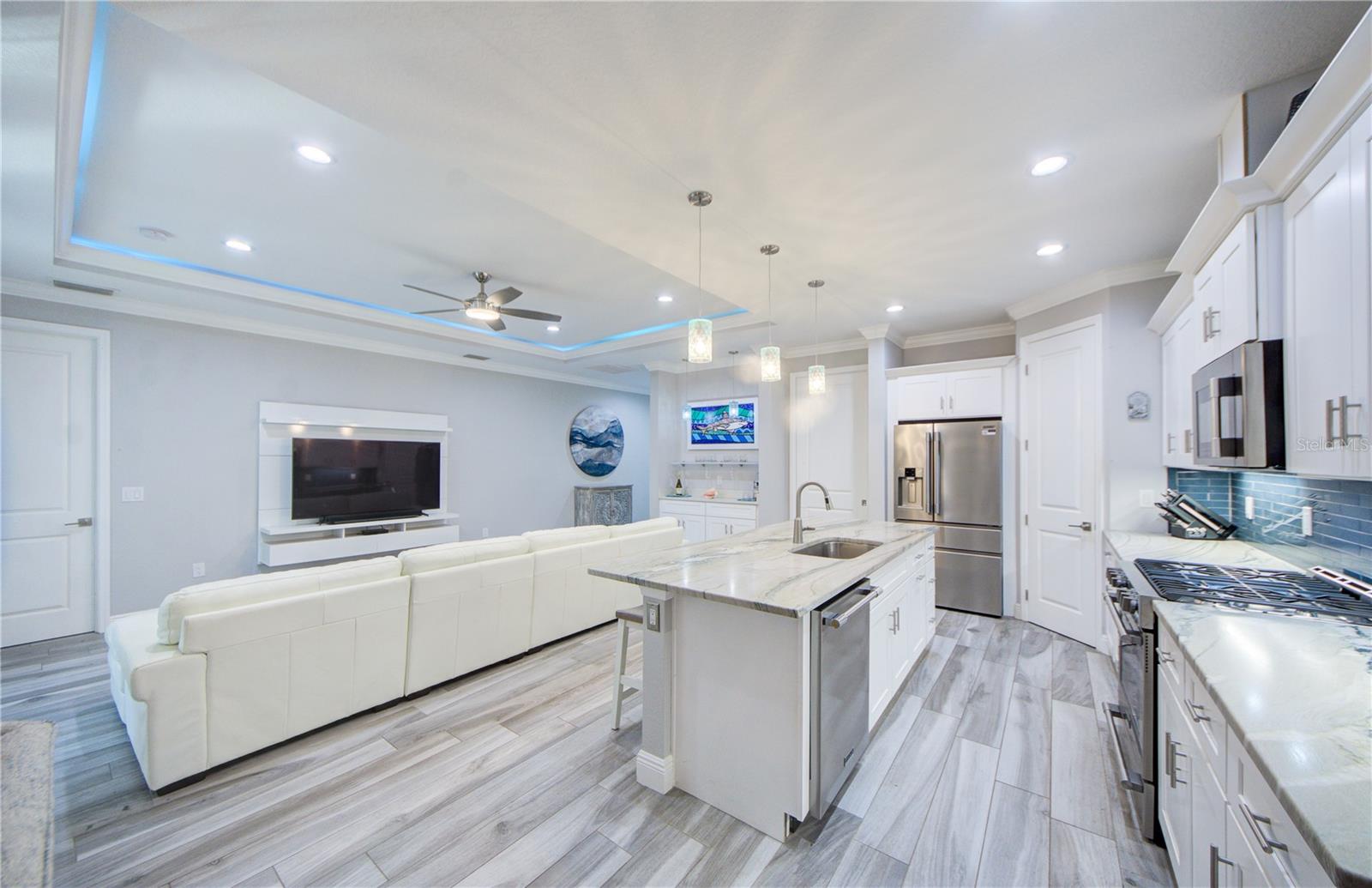 Kitchen/Livingroom