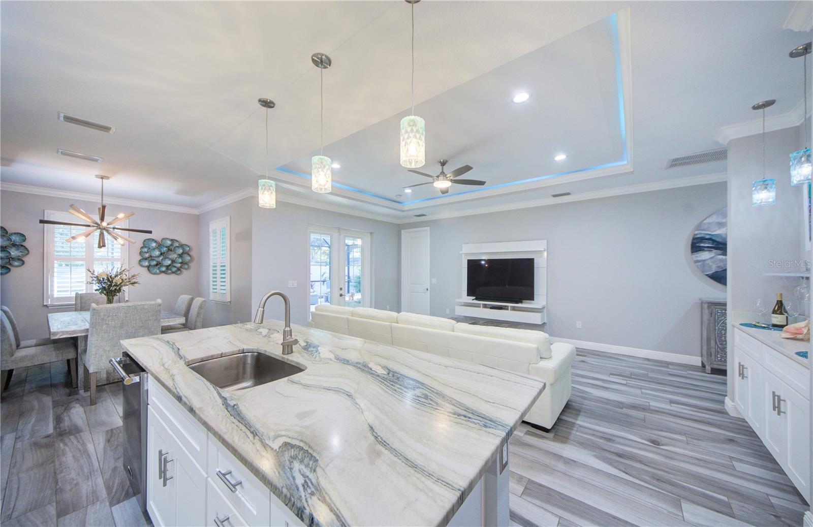 Kitchen/Dining/Livingroom
