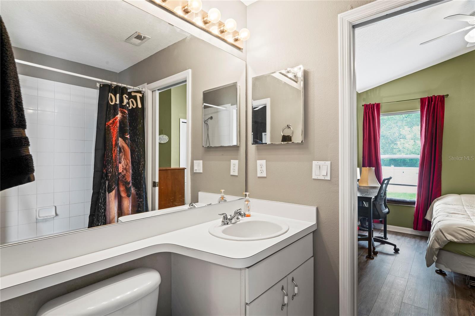 Jack and Jill Bathroom between bedroom 2 and 3